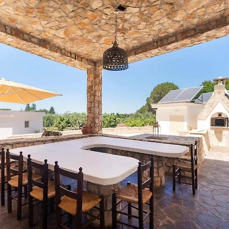 Trullo Ad Caelum Fasano