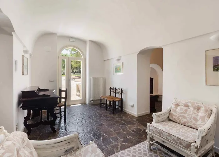 Trullo Ad Caelum * Fasano